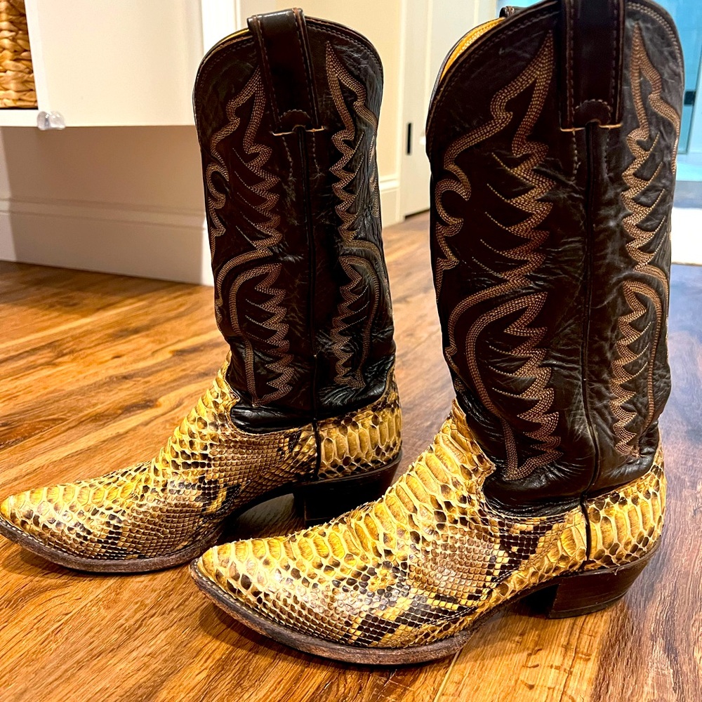 Men’s Justin Snakeskin Boots size 9D
